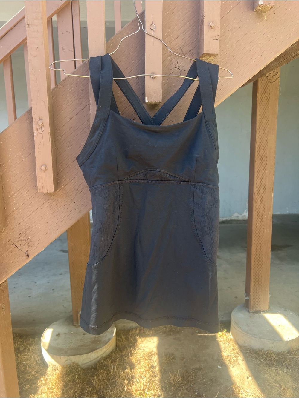 lululemon athletica Black Cross-Strap Performance Tank - Picture 9 of 12